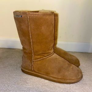 Bearpaw Emma Short Boots